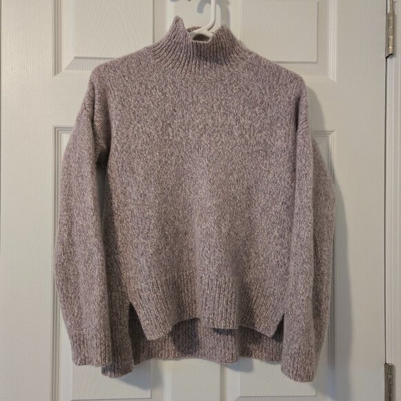 C By Bloomingdale 100% 2Ply Cashmere Lavender Women's Turtleneck Sweater Size XL - Picture 1 of 3